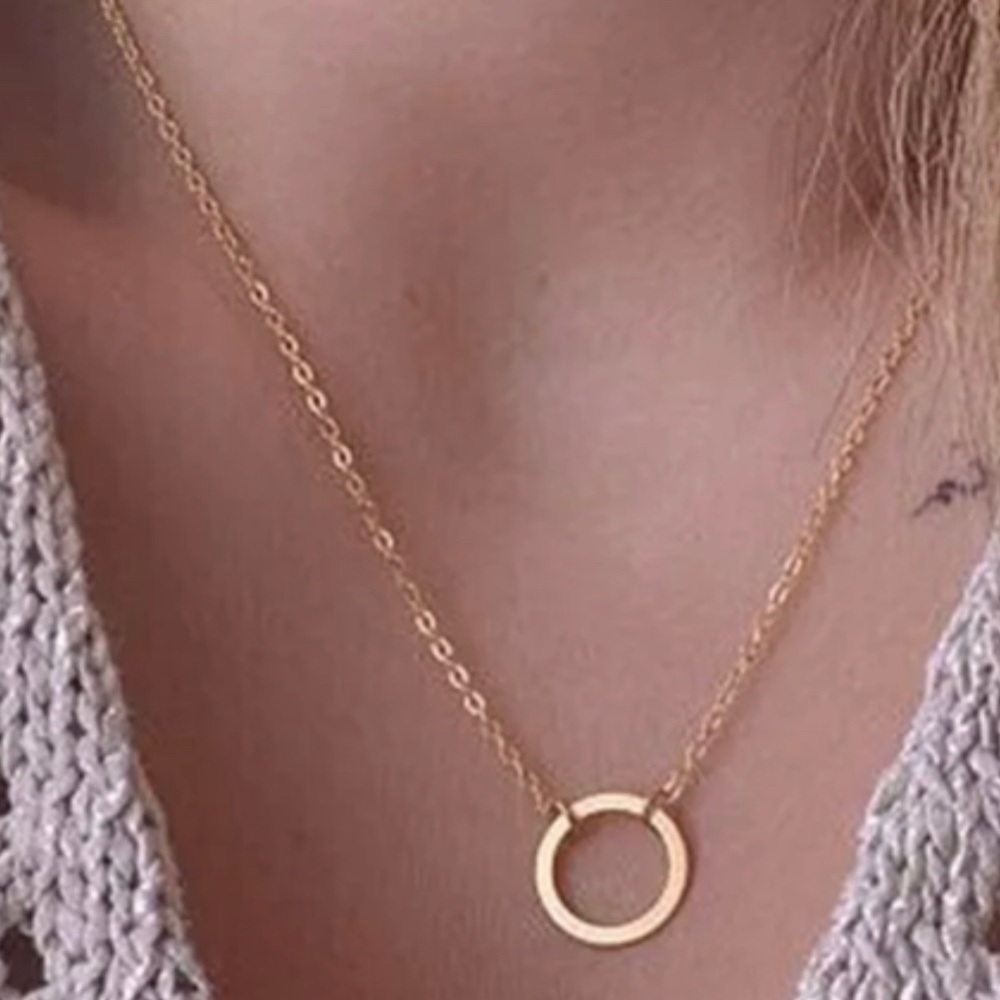Chain Necklace Circle Design 18K Gold Tone